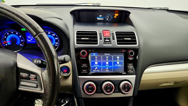 2015 Subaru XV Crosstrek Hybrid 5dr - 23025768 - 15