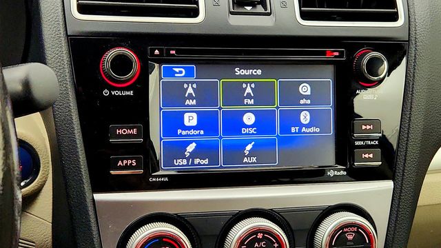 2015 Subaru XV Crosstrek Hybrid 5dr - 23025768 - 16