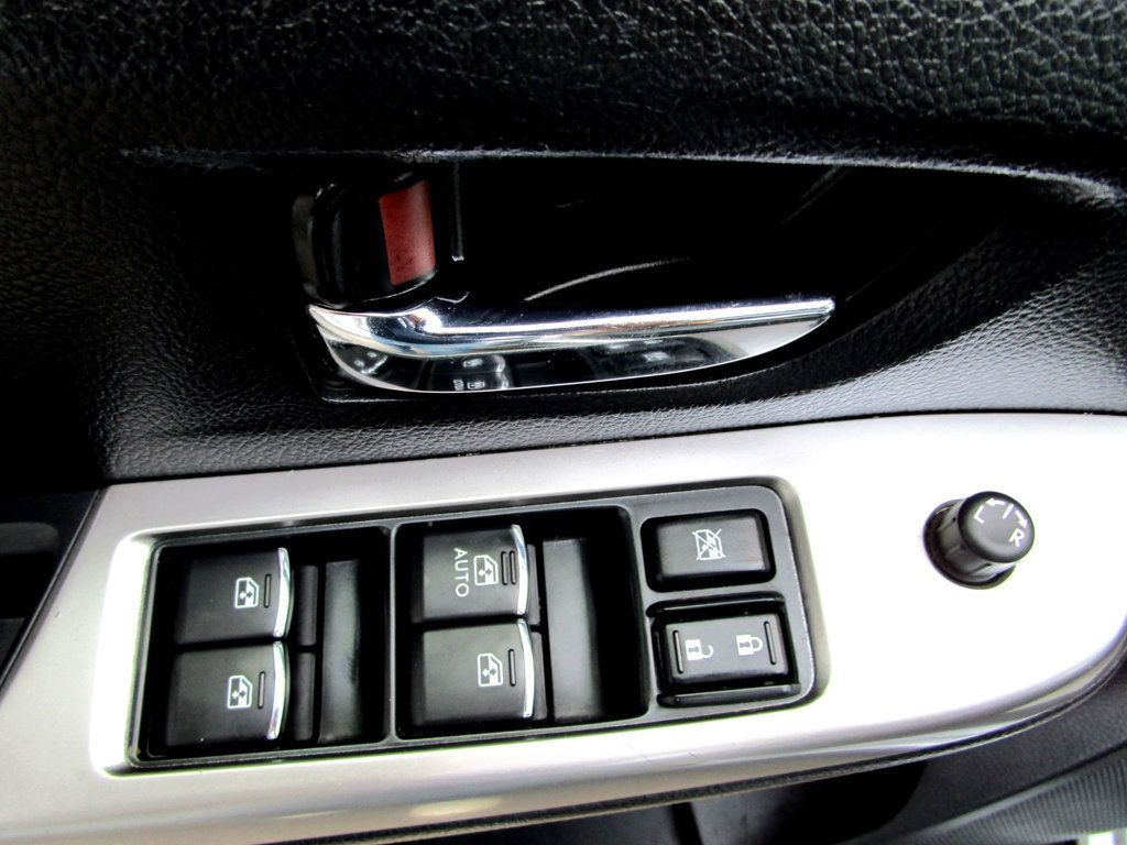 2015 Subaru Crosstrek Hybrid Touring photo 25