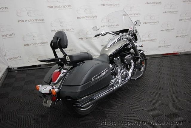 2015 Suzuki Boulevard C90T VL1500T - 22545096 - 1