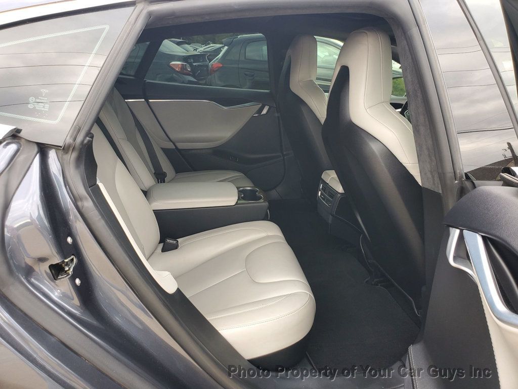 2015 Tesla Model S  - 23005368 - 21