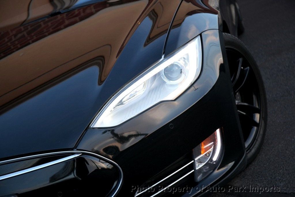 2015 Tesla Model S 4dr Sedan AWD 70D - 22040827 - 11