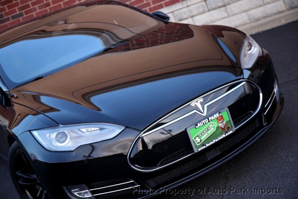 2015 Tesla Model S 4dr Sedan AWD 70D - 22040827 - 17