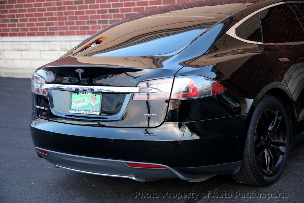 2015 Tesla Model S 4dr Sedan AWD 70D - 22040827 - 24