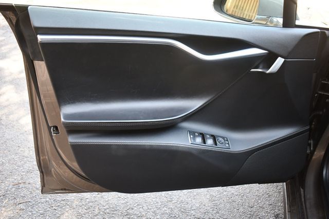 2015 Tesla Model S 4dr Sedan AWD 70D - 22998699 - 8