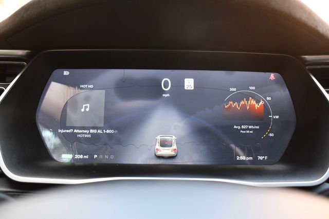 2015 Tesla Model S 4dr Sedan AWD 70D - 22998699 - 13