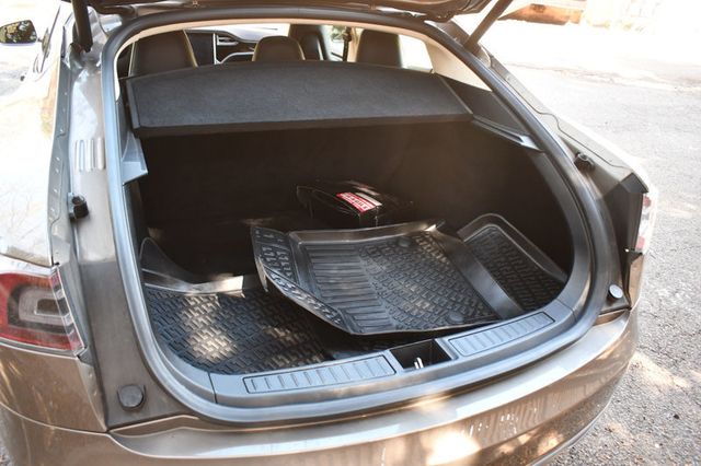 2015 Tesla Model S 4dr Sedan AWD 70D - 22998699 - 23