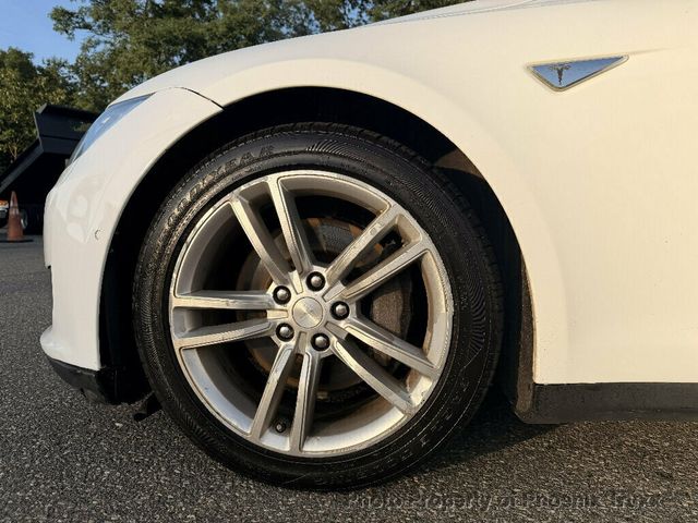 2015 Tesla Model S 4dr Sedan AWD 70D - 23036694 - 13