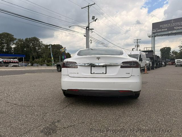 2015 Tesla Model S 4dr Sedan AWD 70D - 23036694 - 5