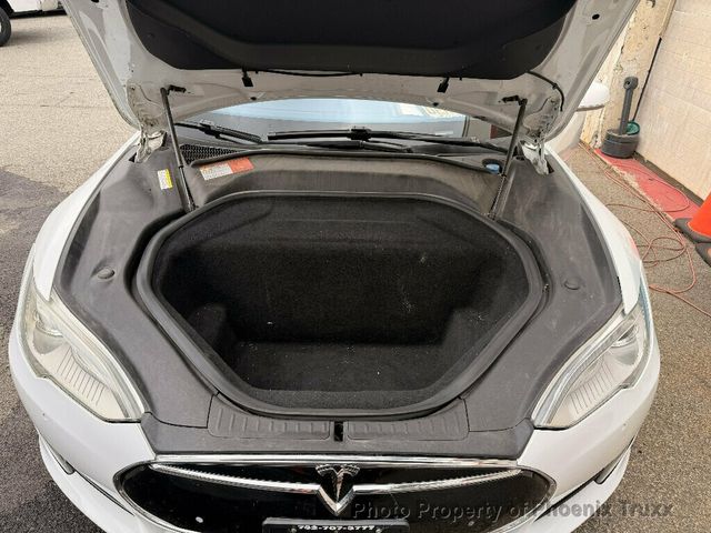 2015 Tesla Model S 4dr Sedan AWD 70D - 23036694 - 7