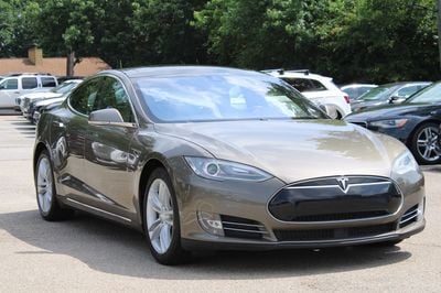 2015 Tesla Model S