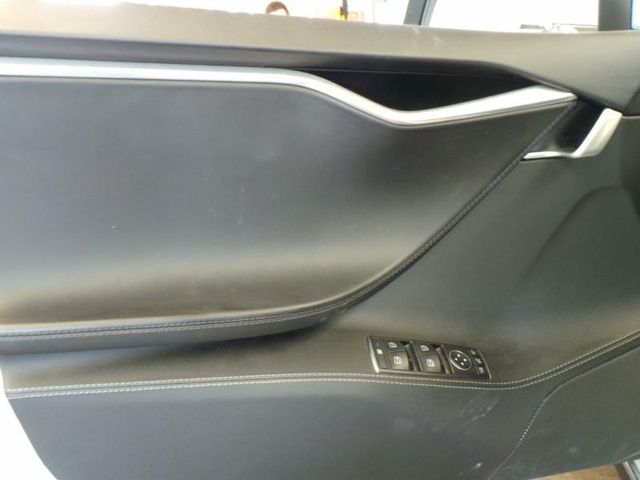 2015 Tesla Model S 4dr Sedan AWD 85D - 15400151 - 6