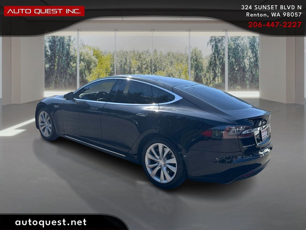 Tesla Model S photo 7