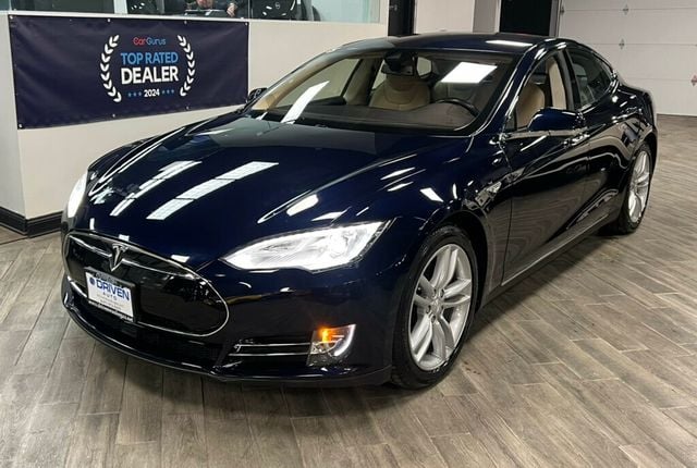 2015 Tesla Model S 4dr Sedan AWD 85D - 22755283 - 18