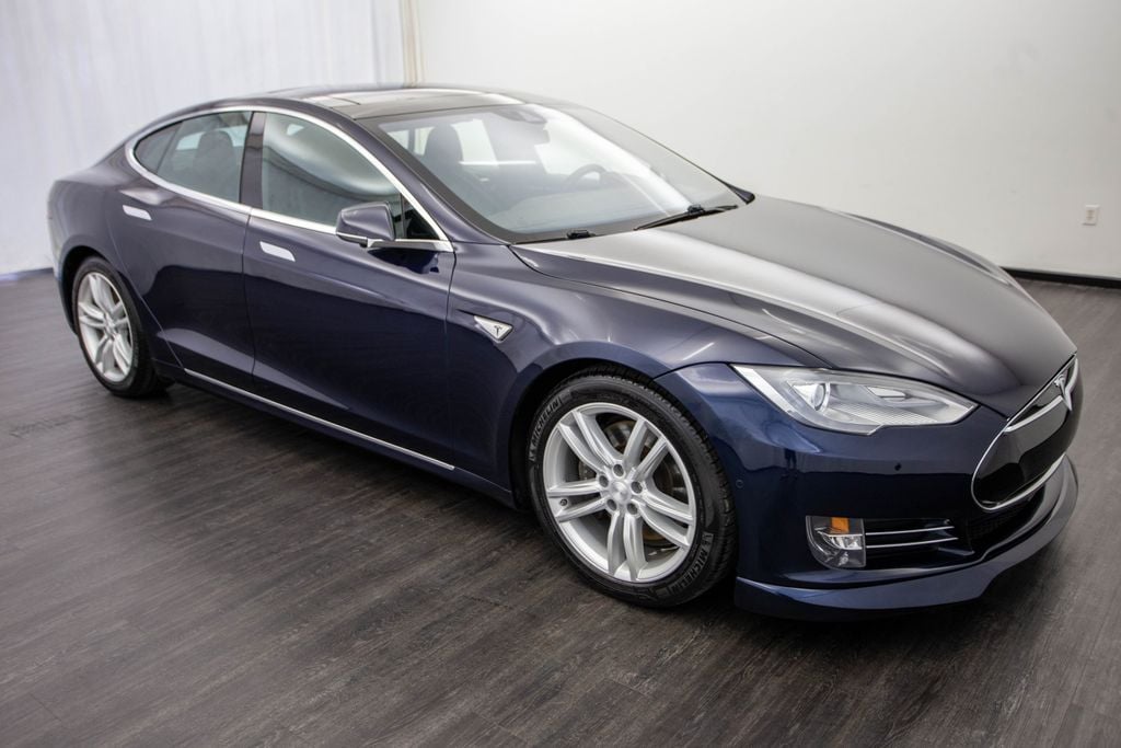 2015 Tesla Model S 4dr Sedan AWD 85D - 22293829 - 1