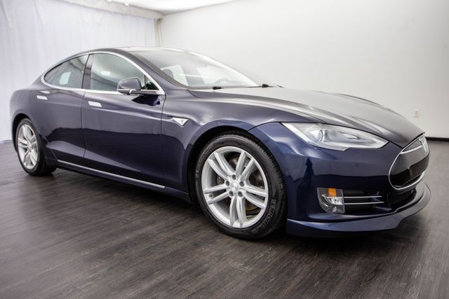 2015 Tesla Model S 4dr Sedan AWD 85D - 22293829 - 27