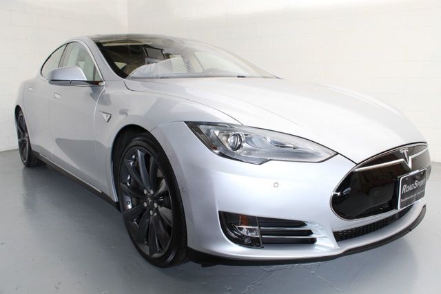2015 Tesla Model S 4dr Sedan AWD 85D - 19957270 - 10