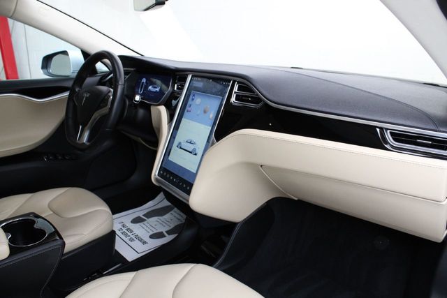 2015 Tesla Model S 4dr Sedan AWD 85D - 19957270 - 5