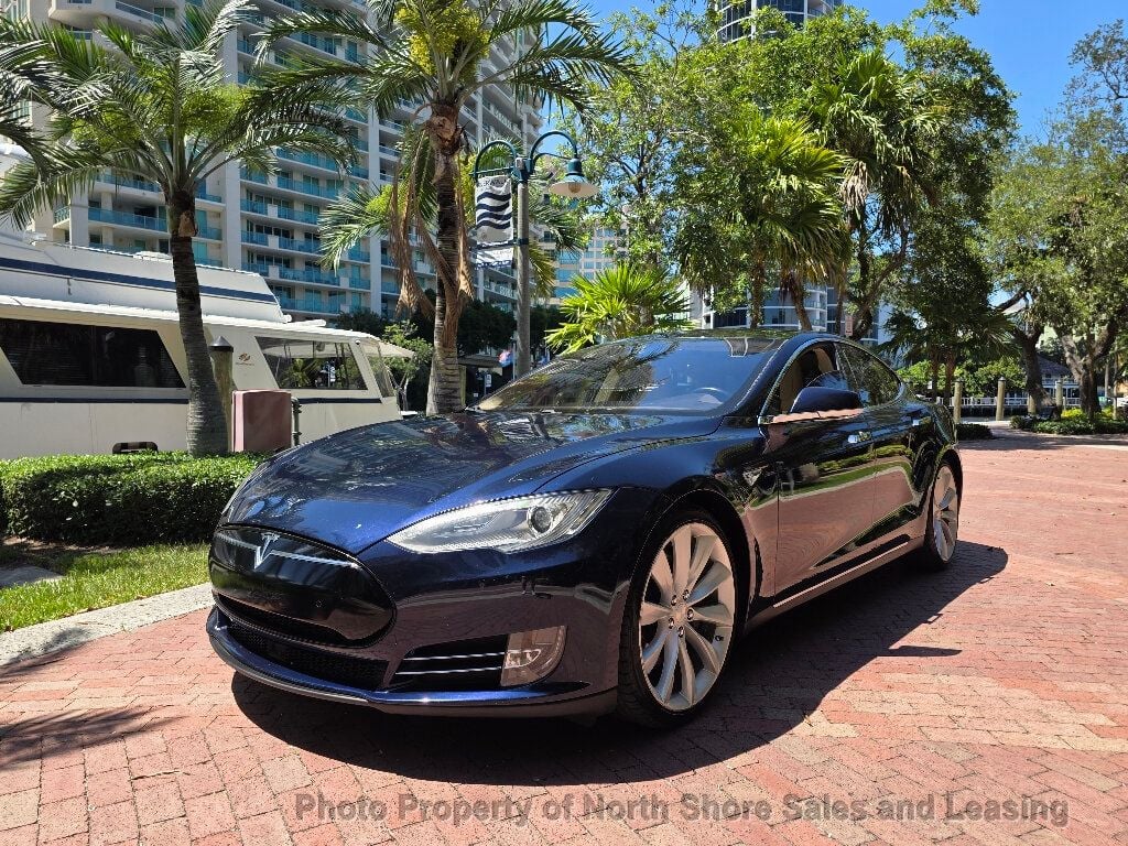 2015 Tesla Model S 4dr Sedan AWD P85D - 23044935 - 33