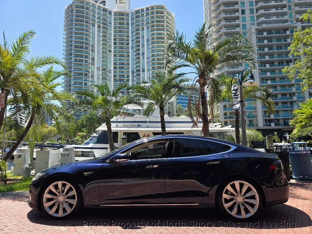 2015 Tesla Model S 4dr Sedan AWD P85D - 23044935 - 36