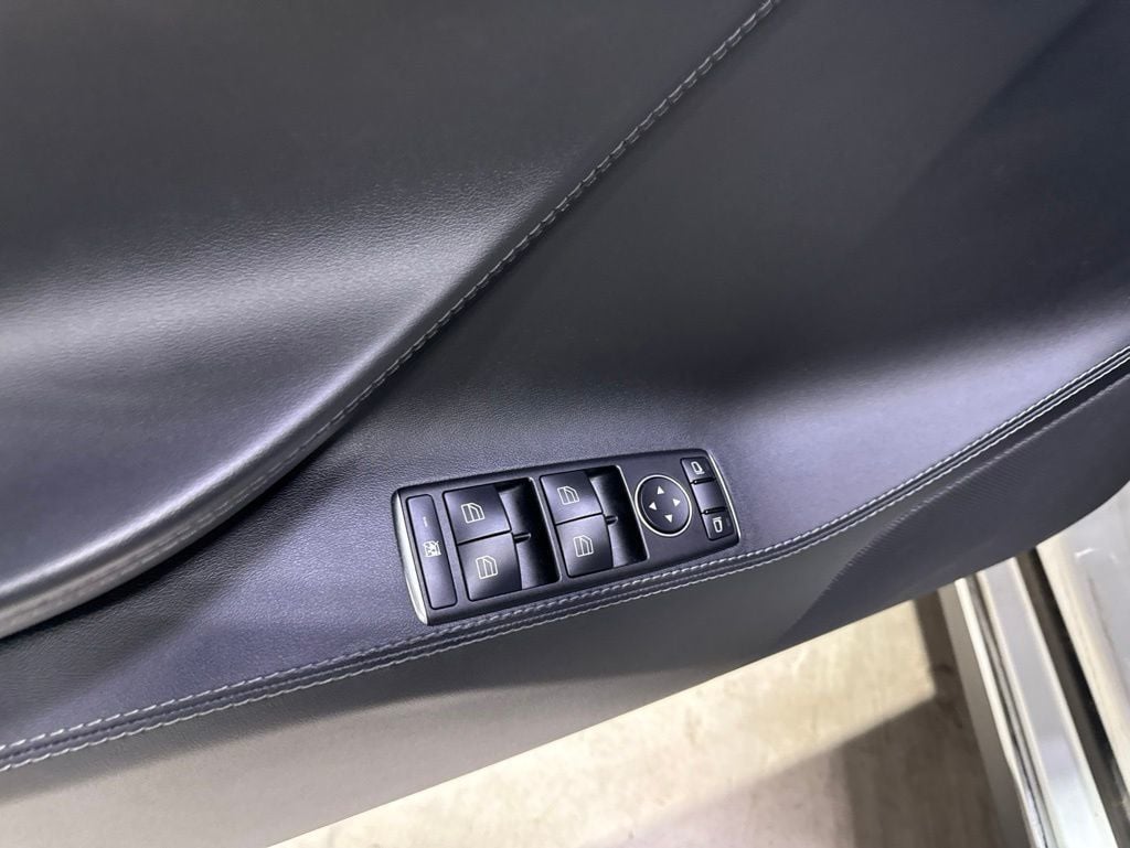 2015 Tesla Model S 4dr Sedan RWD 60 kWh Battery - 23024575 - 22