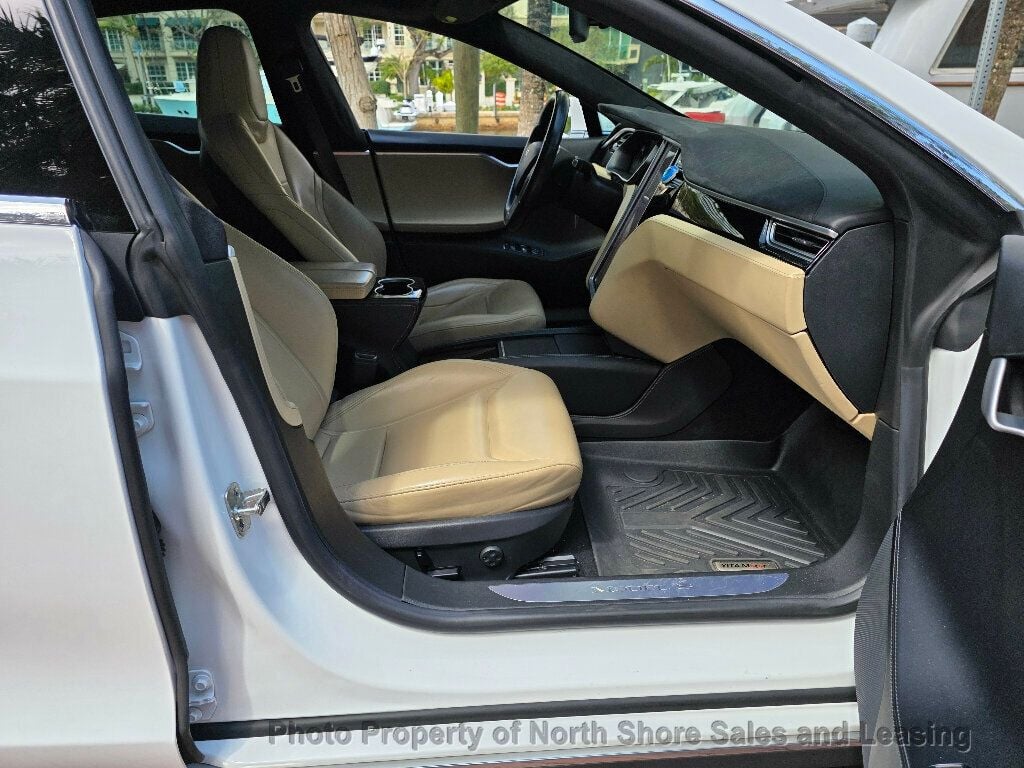 2015 Tesla Model S 4dr Sedan RWD 70 kWh Battery - 22992380 - 17