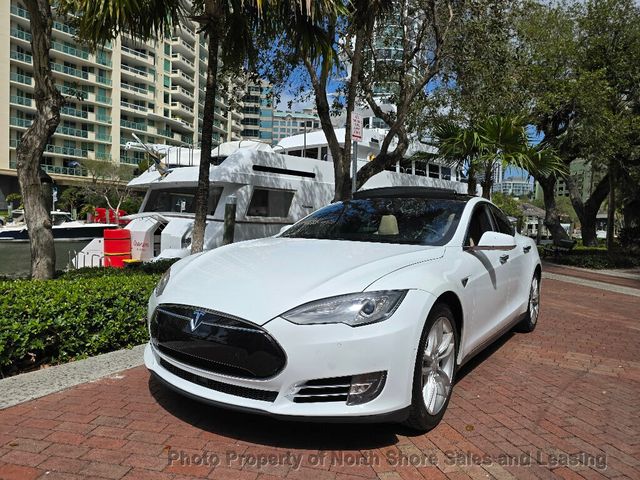 2015 Tesla Model S 4dr Sedan RWD 70 kWh Battery - 22992380 - 31