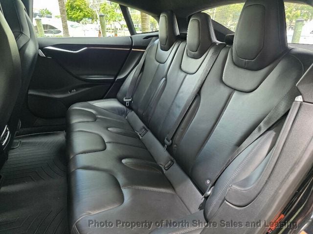 2015 Tesla Model S FREE SUPERCHARGING - 23009515 - 36