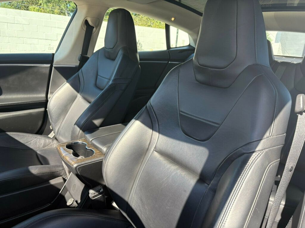 2015 Tesla Model S LocalTrade/85/HeatedLeatherSeats/360Camera/LaneKeepAssist/NAV - 22934319 - 9