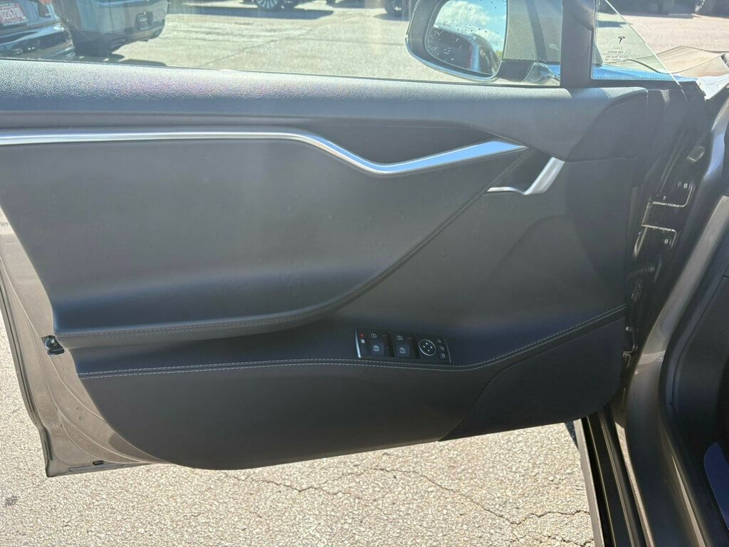 2015 Tesla Model S LocalTrade/85/HeatedLeatherSeats/360Camera/LaneKeepAssist/NAV - 22934319 - 10