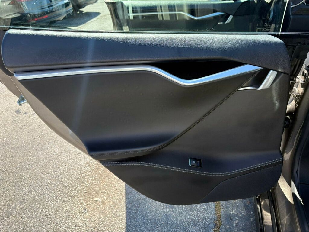 2015 Tesla Model S LocalTrade/85/HeatedLeatherSeats/360Camera/LaneKeepAssist/NAV - 22934319 - 17