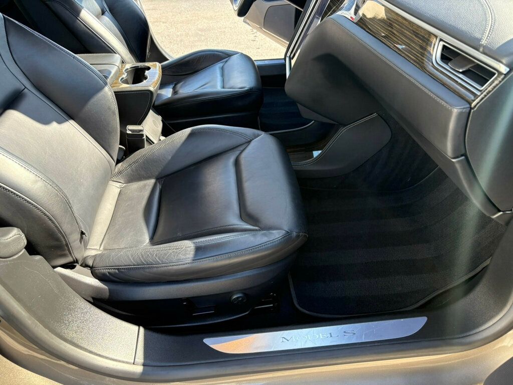 2015 Tesla Model S LocalTrade/85/HeatedLeatherSeats/360Camera/LaneKeepAssist/NAV - 22934319 - 25