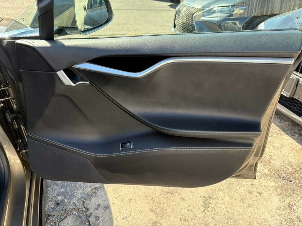 2015 Tesla Model S LocalTrade/85/HeatedLeatherSeats/360Camera/LaneKeepAssist/NAV - 22934319 - 27