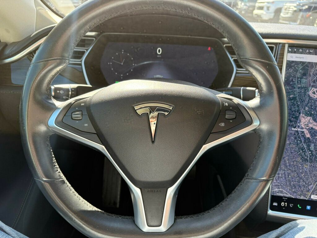 2015 Tesla Model S LocalTrade/85/HeatedLeatherSeats/360Camera/LaneKeepAssist/NAV - 22934319 - 28
