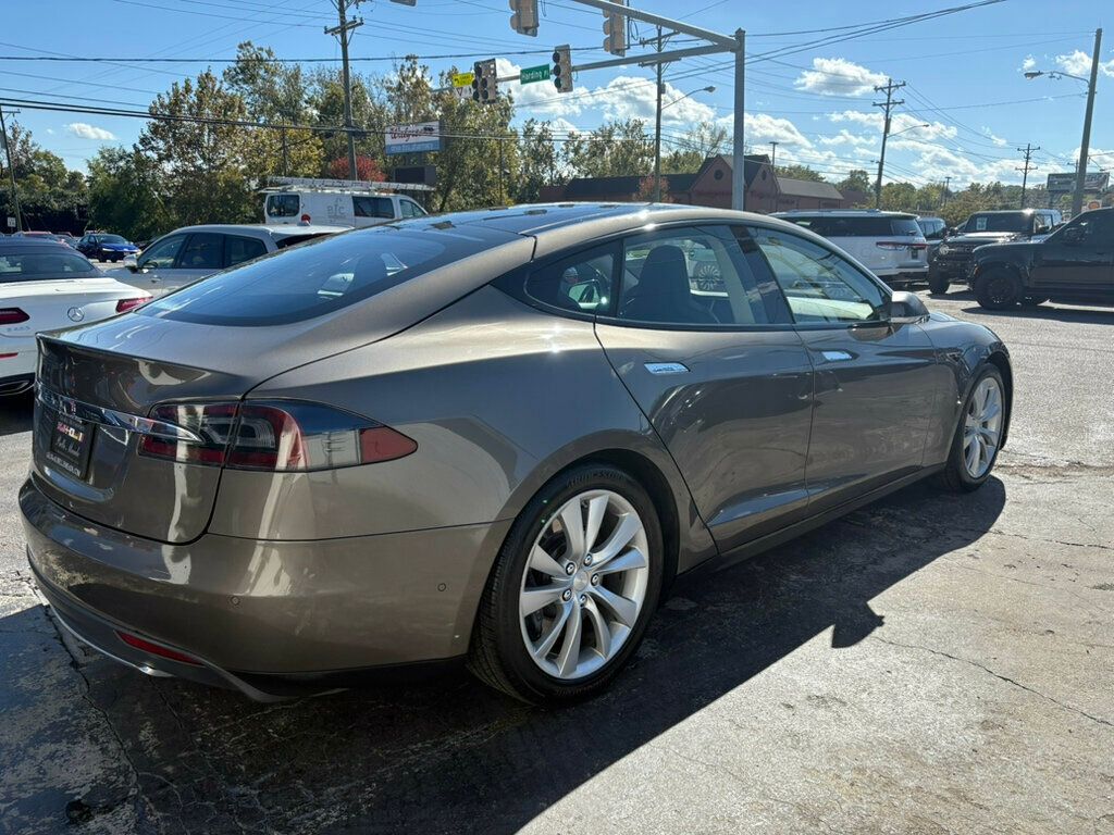 2015 Tesla Model S LocalTrade/85/HeatedLeatherSeats/360Camera/LaneKeepAssist/NAV - 22934319 - 4