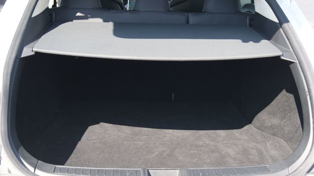 2015 Tesla Model S VERY CLEAN INSIDE AND OUT  - 22883007 - 29