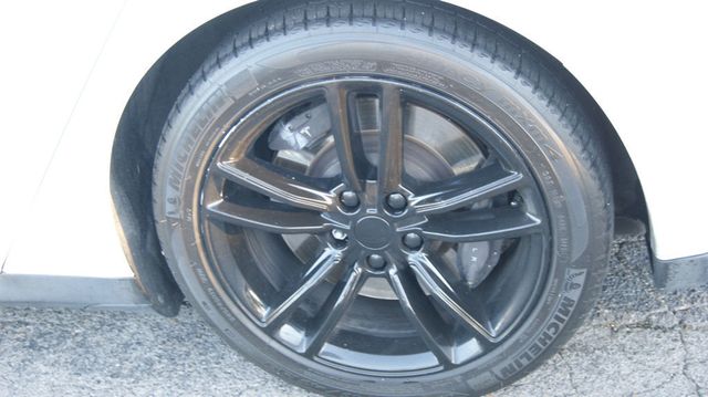 2015 Tesla Model S VERY CLEAN INSIDE AND OUT  - 22883007 - 41