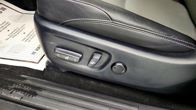 2015 Toyota 4Runner 4dr V6 SR5 Premium w/ SofTex Trimmed 50/50 Split 3rd Row Seats - 22967478 - 11