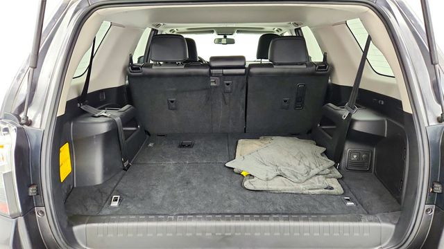 2015 Toyota 4Runner 4dr V6 SR5 Premium w/ SofTex Trimmed 50/50 Split 3rd Row Seats - 22967478 - 22