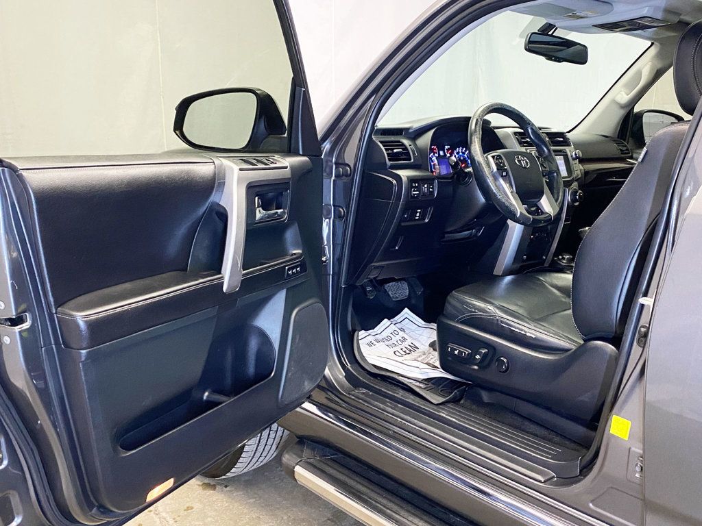 2015 Toyota 4Runner 4WD 4dr V6 Limited - 22979462 - 19