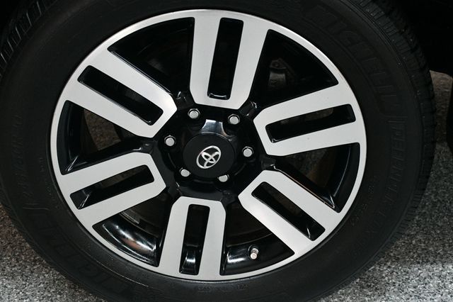 2015 Toyota 4Runner 4WD 4dr V6 Limited - 23016234 - 17