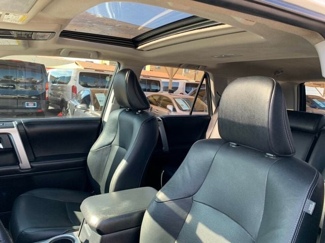 2015 Toyota 4Runner 4WD 4dr V6 Limited Low miles - 22945020 - 18