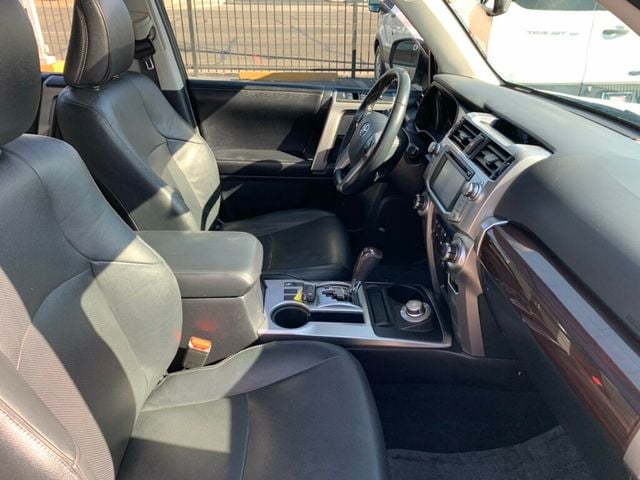 2015 Toyota 4Runner 4WD 4dr V6 Limited Low miles - 22945020 - 27