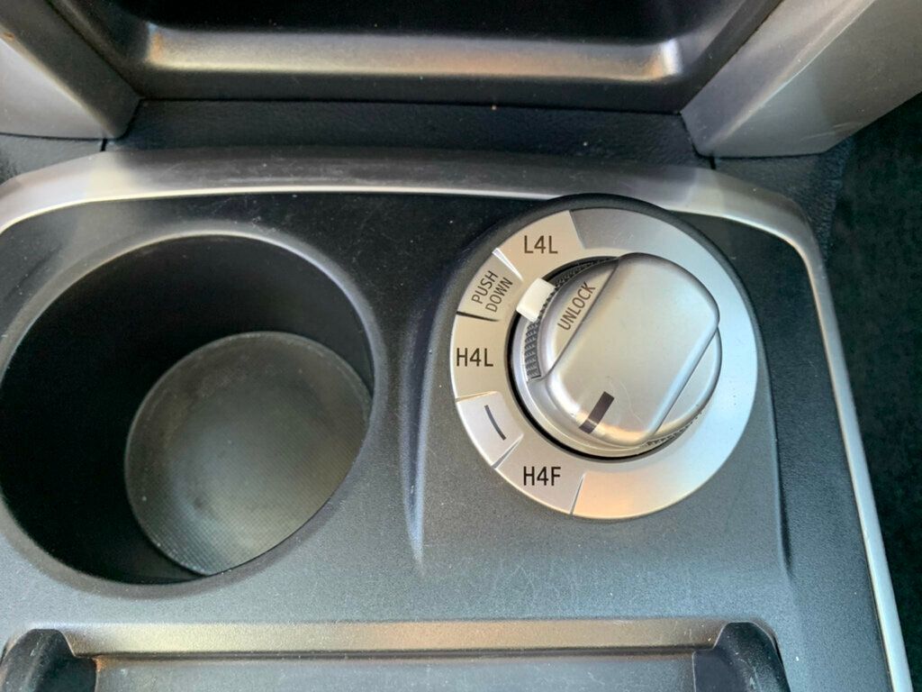 2015 Toyota 4Runner 4WD 4dr V6 Limited Low miles - 22945020 - 2