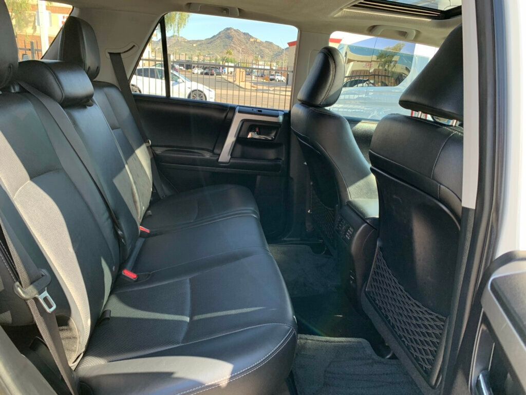 2015 Toyota 4Runner 4WD 4dr V6 Limited Low miles - 22945020 - 30