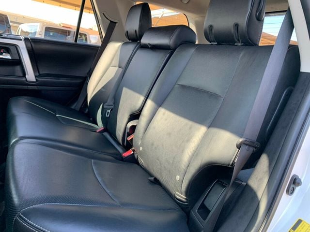 2015 Toyota 4Runner 4WD 4dr V6 Limited Low miles - 22945020 - 38