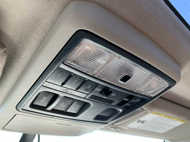 2015 Toyota 4Runner 4WD 4dr V6 Limited Low miles - 22945020 - 49