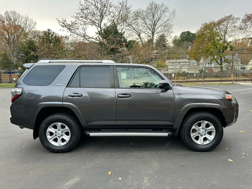 2015 Toyota 4Runner 4WD 4dr V6 SR5 - 22192132 - 3