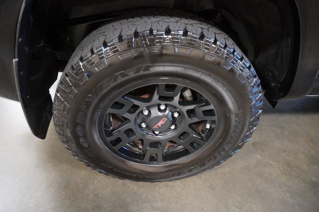 2015 Toyota 4Runner Trail Premium photo 4