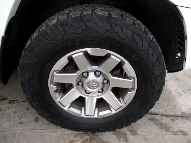 2015 Toyota 4Runner 4WD 4dr V6 Trail Premium - 22961008 - 31